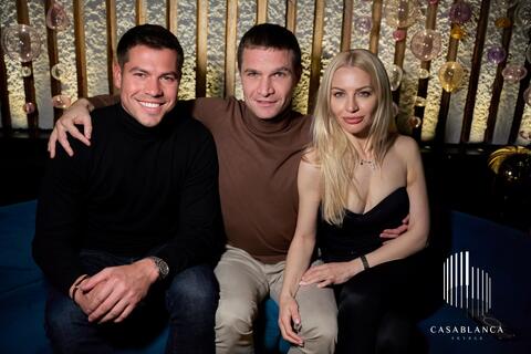 ribbon-night-2025-vanoce-casablanca-sky-bar-lounge-praha (32)